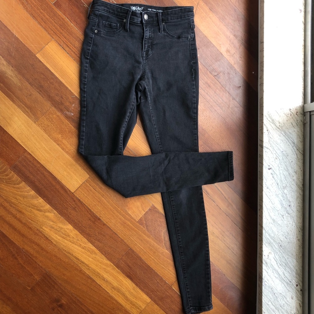 Black High Rise Jeggings
